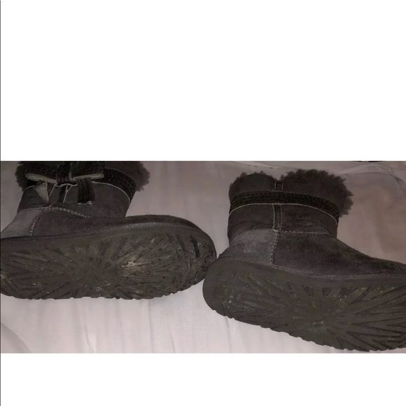 Ugg Josette Style Bow Boots Size 10 - Picture 2 of 5